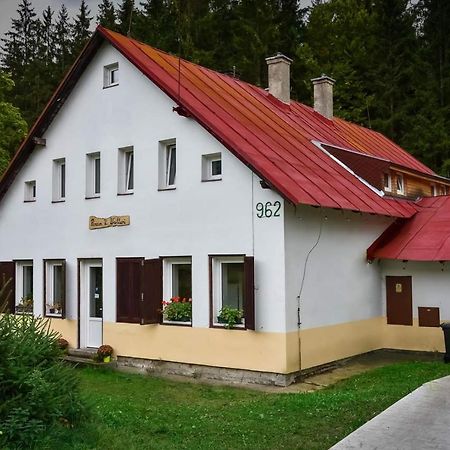 Penzion U Walteru Йозефув-Дул Экстерьер фото